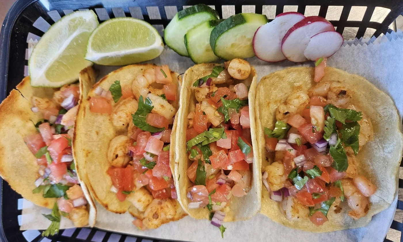 Taqueria El Manantial, business photo 3