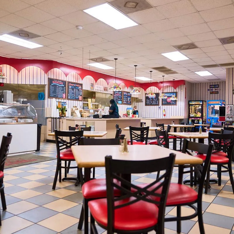 Ye Ole Fashioned Ice Cream and Sandwich Cafe, business photo 4
